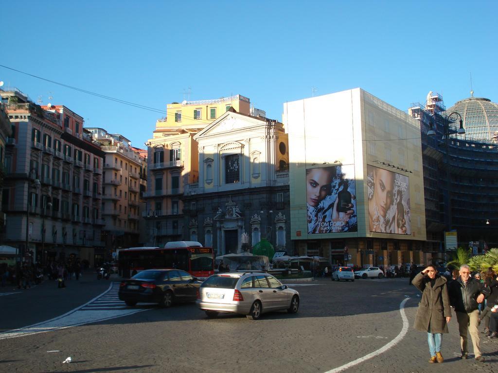 Orange House Otel Napoli Oda fotoğraf